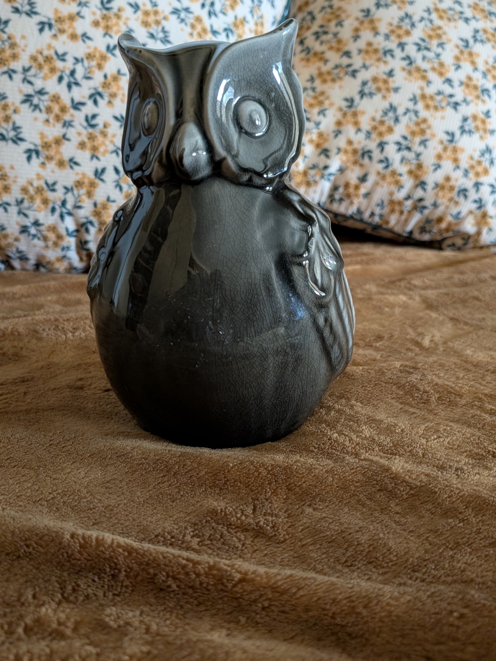 Glossy Ceramic Owl Figurine - Dark Gray